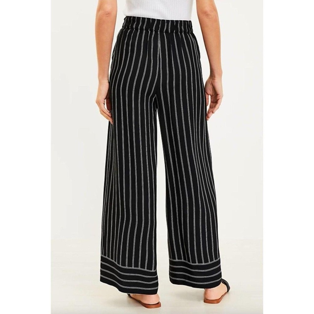 LOFT black and white striped high waist wide leg pants. PXS